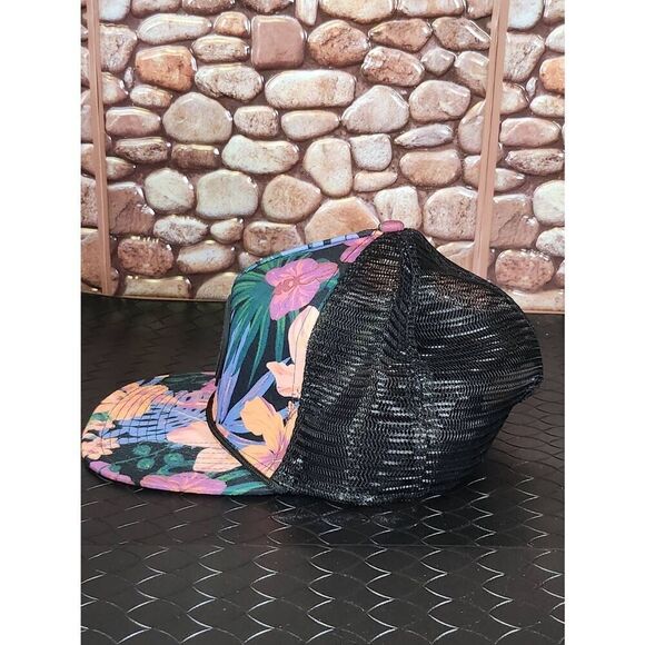 Dakine Classic Paradise Trucker- Black Tropidelic - Picture 9 of 9